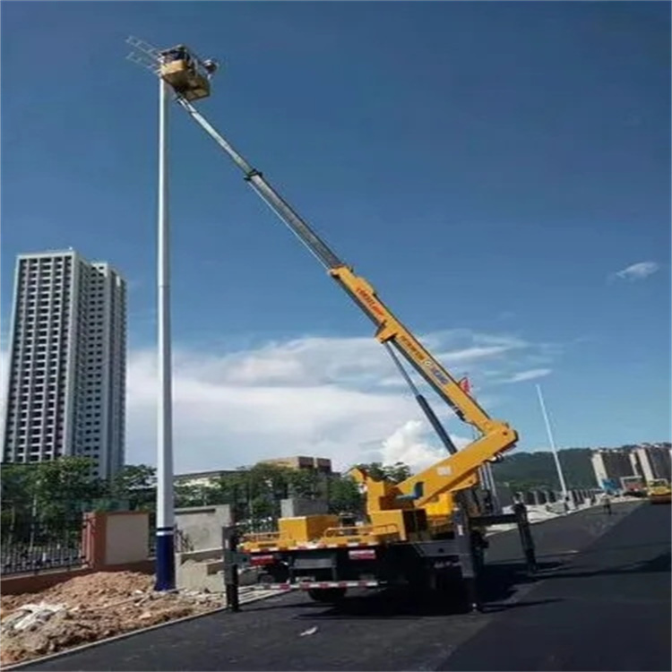 观山湖维修路灯的曲臂升降车出租