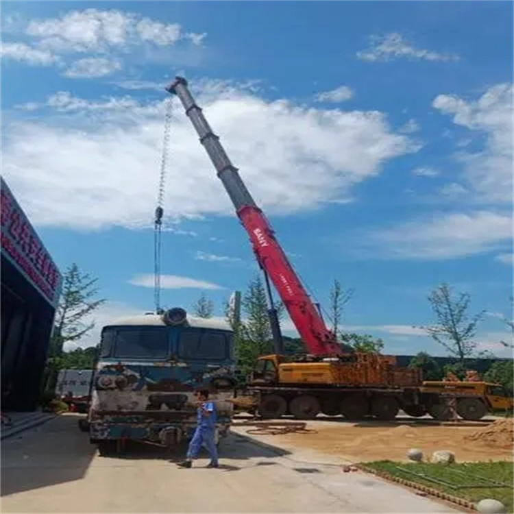 观山湖吊车出租｜16吨汽车吊｜工地吊装/设备吊运｜灵活调度_专业团队