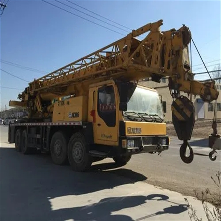 观山湖哪里有专业吊车出租